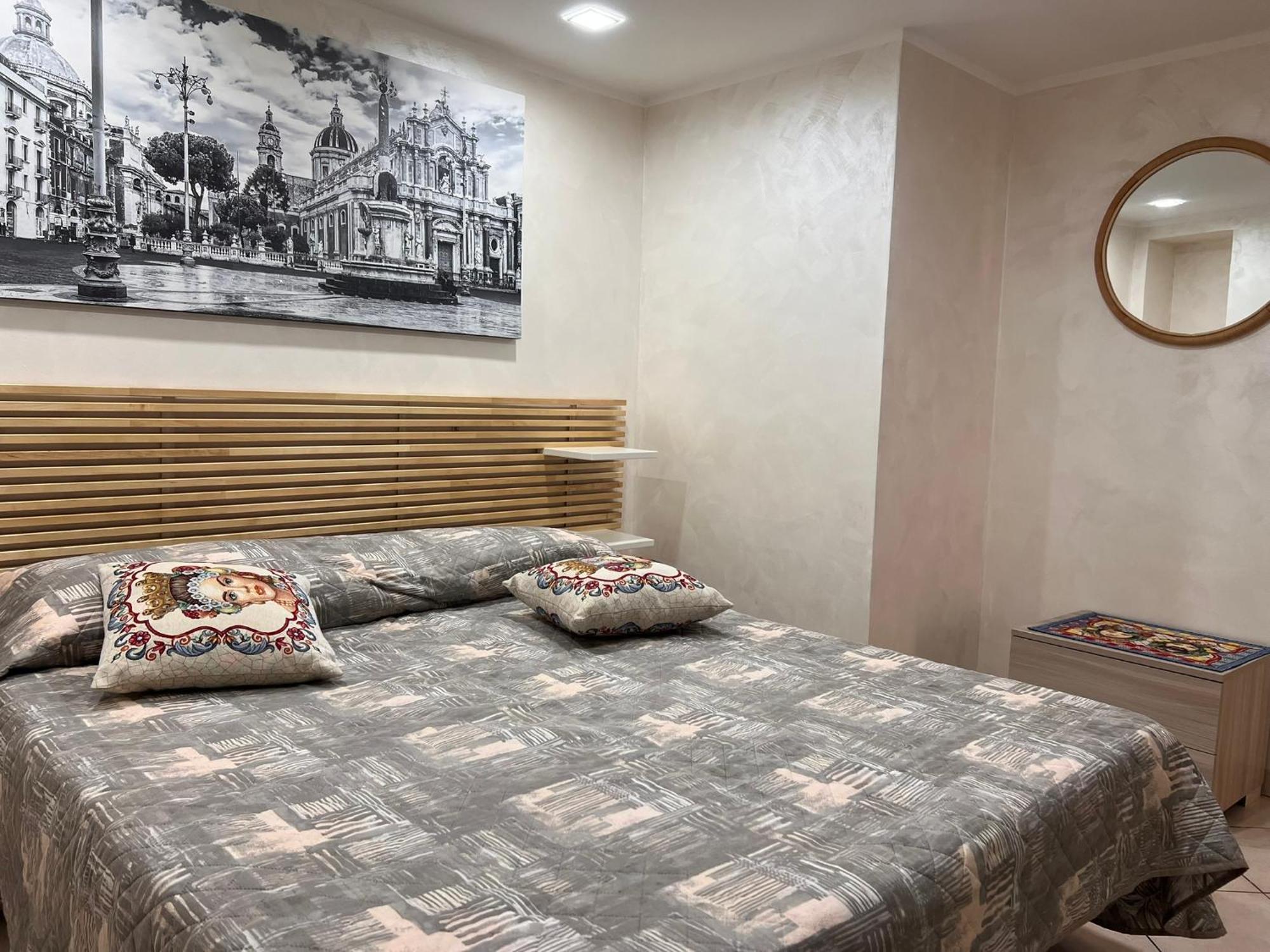 Lory House Apartment Катанія Екстер'єр фото